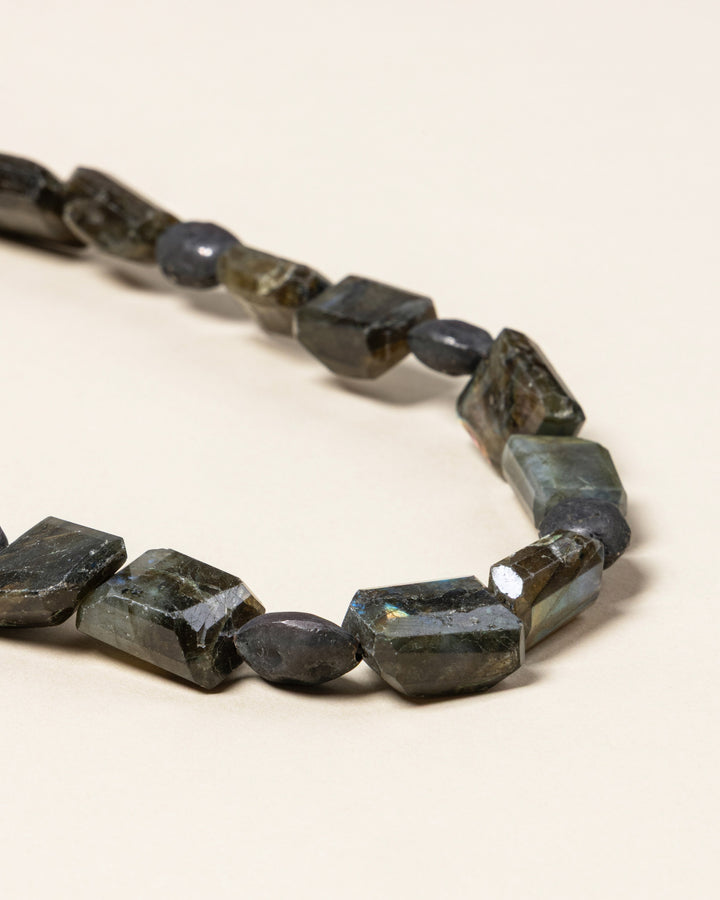 Nilim Stone Necklace
