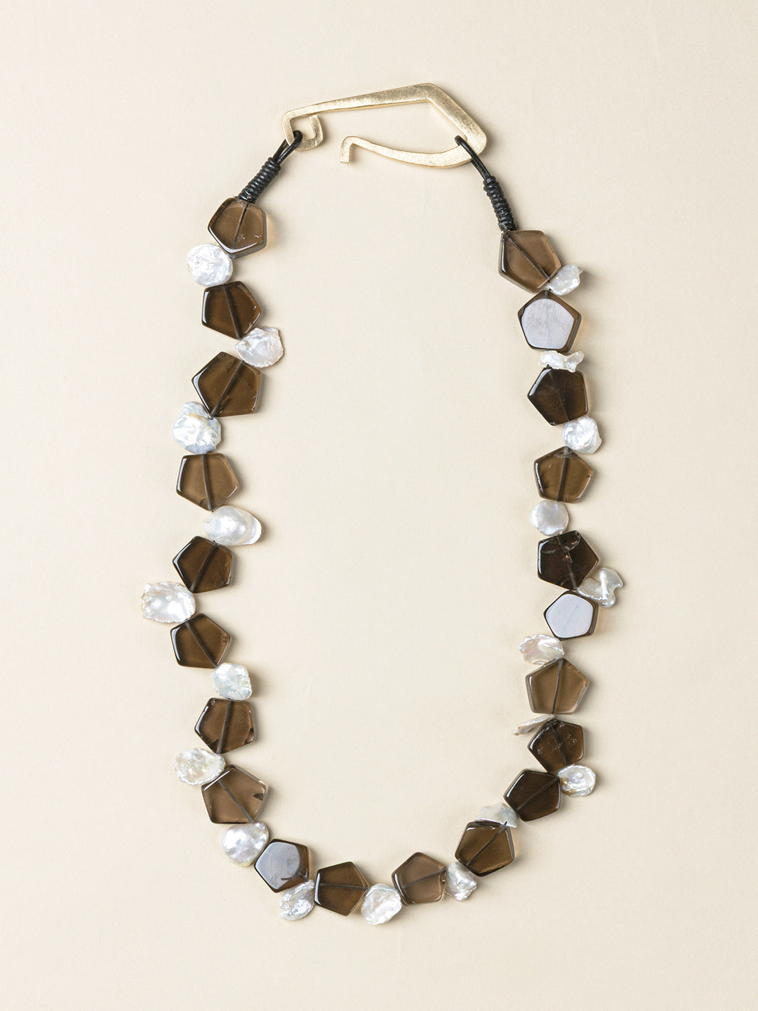 Serra Pearl Necklace