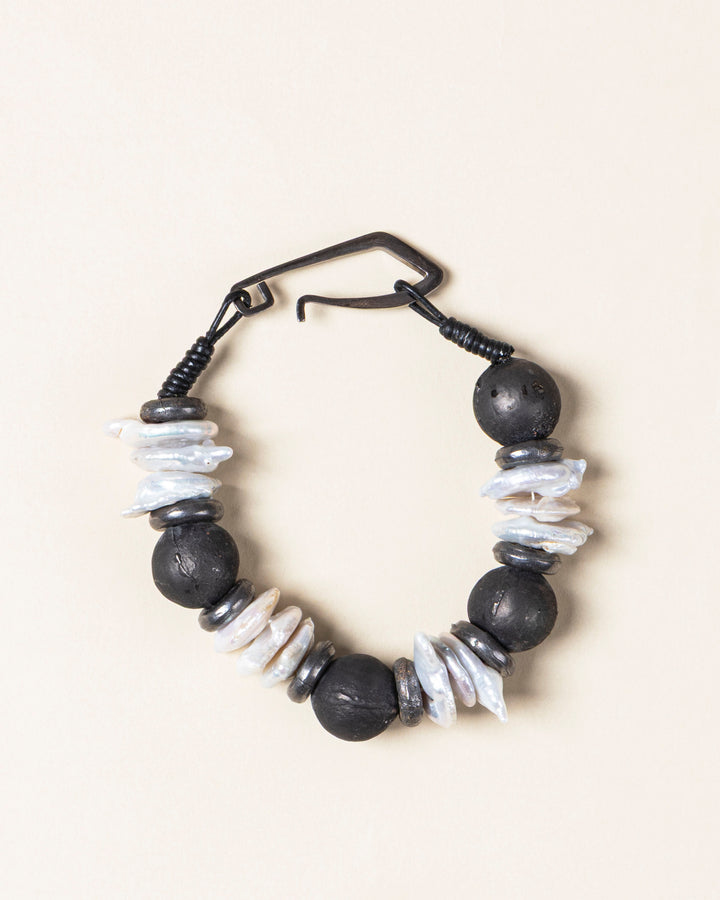 Linda Pearl Bracelet