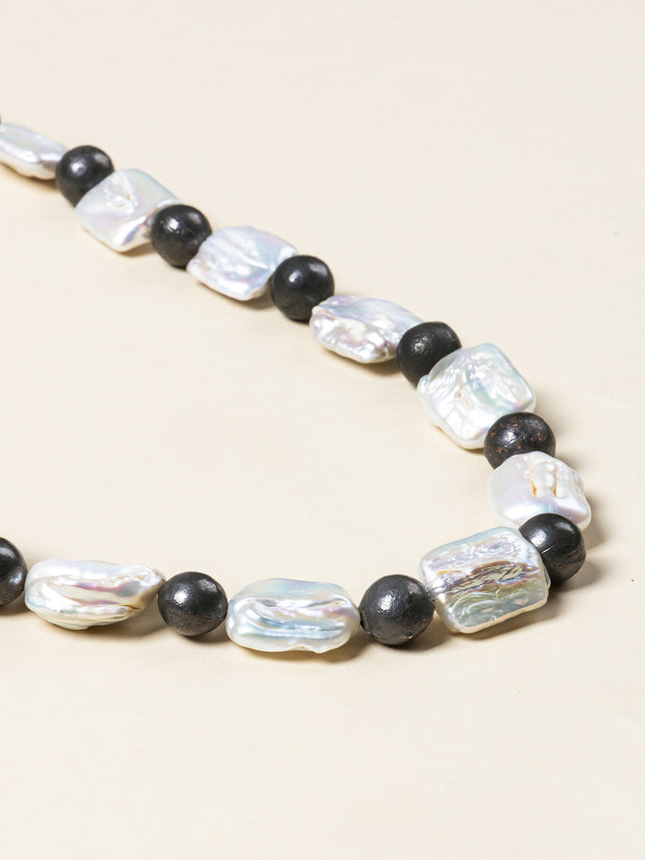 Jenna Pearl Necklace