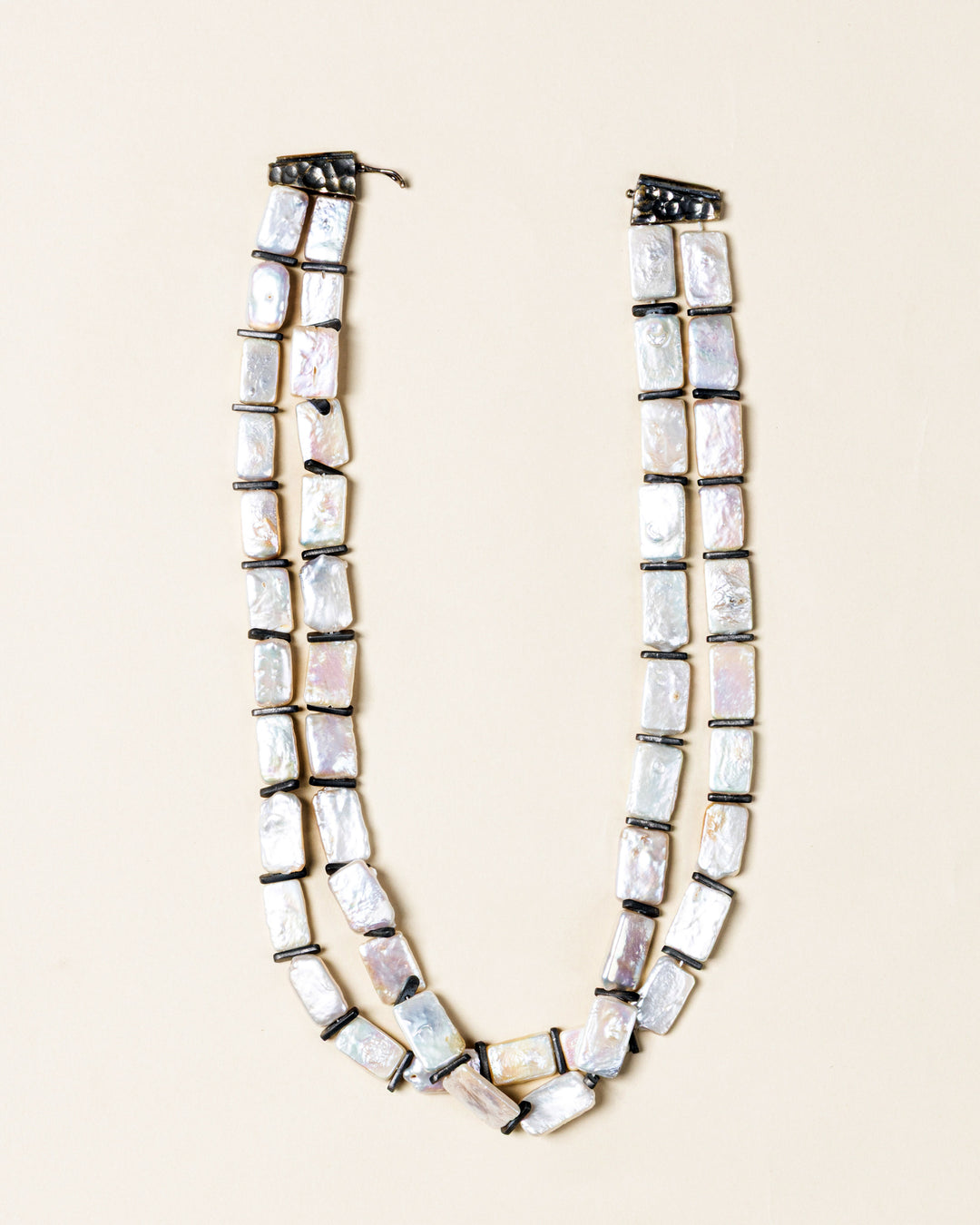 Erry Pearl Necklace