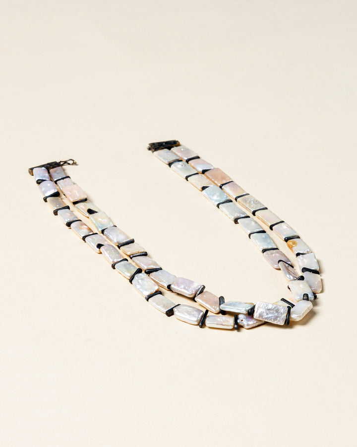 Erry Pearl Necklace