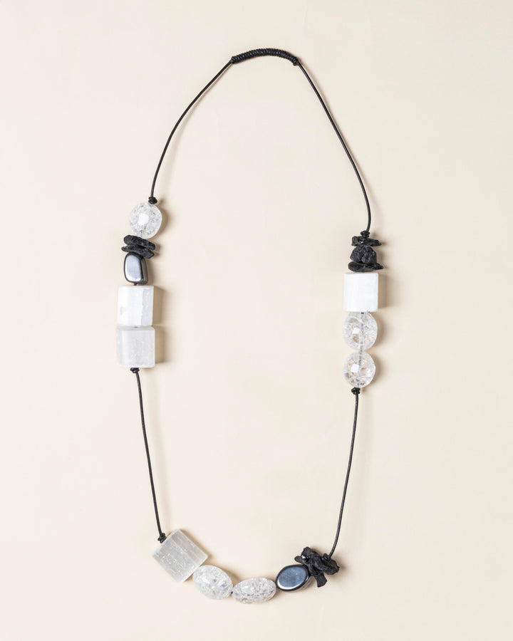Lucy Mix Material Necklace