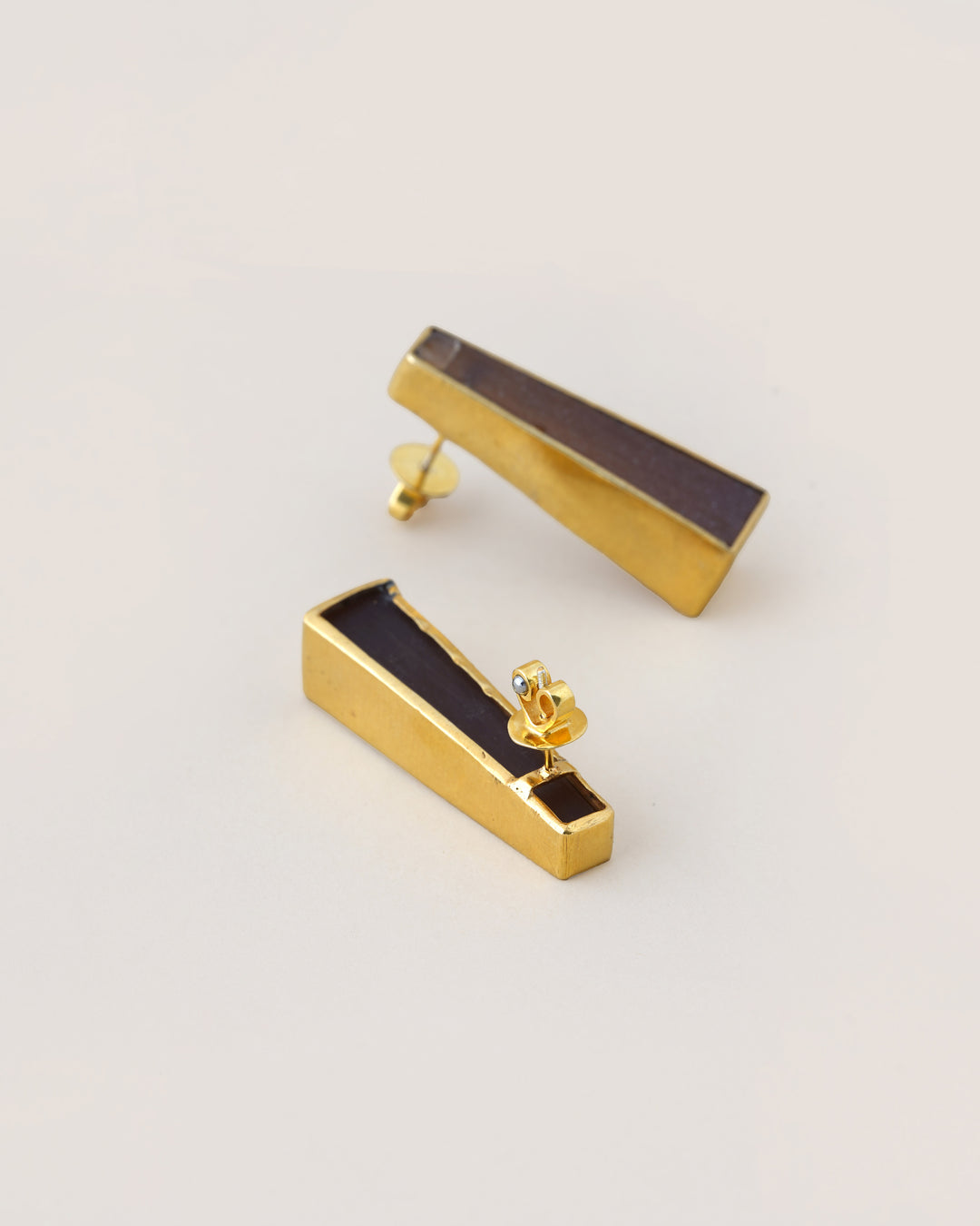 Sie Glass Earrings